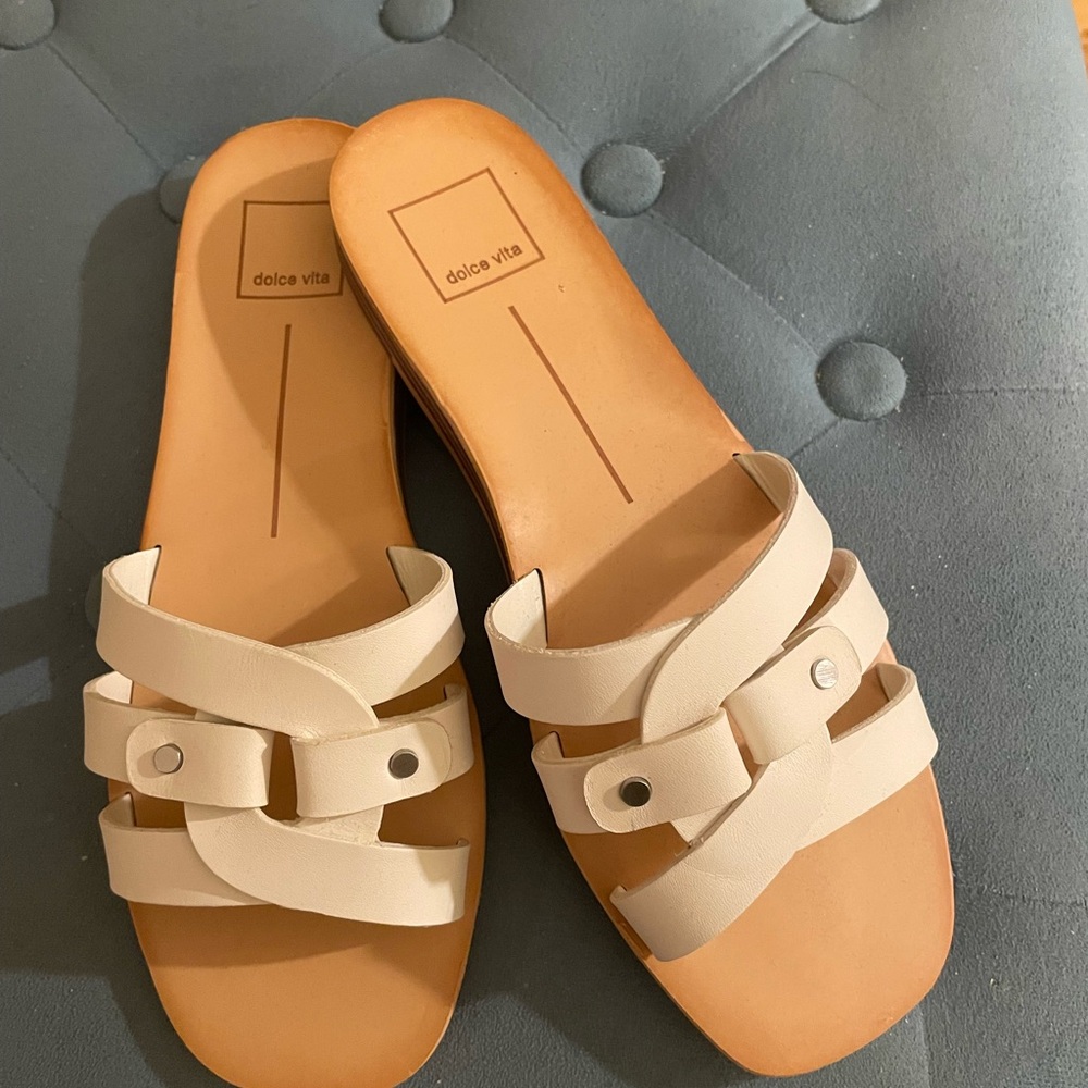 Leather sandals